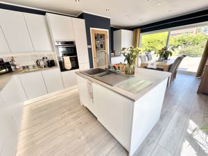 Photo 6- click for photo gallery